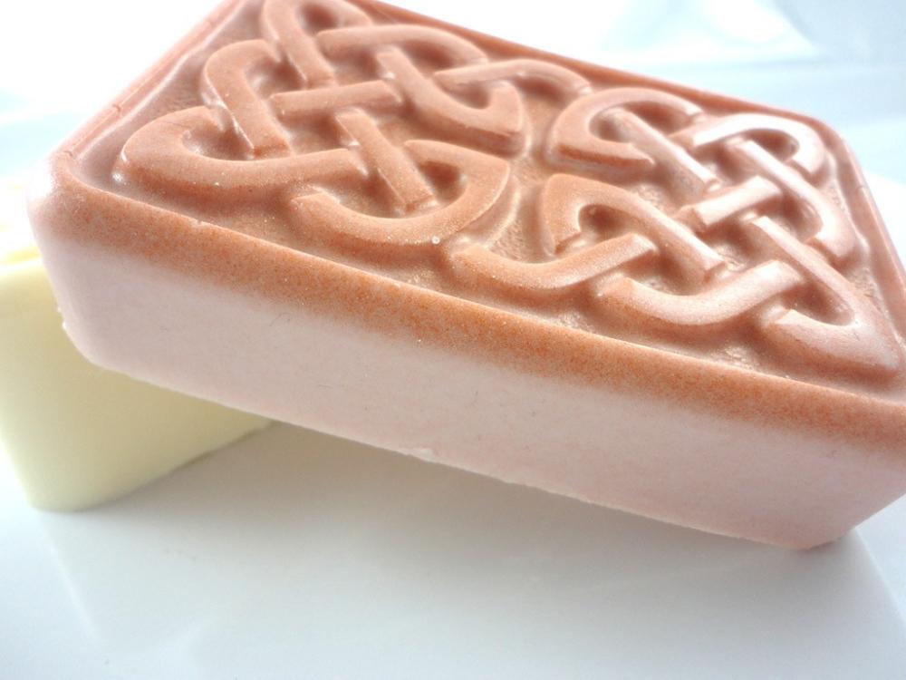White Ginger And Amber Soap