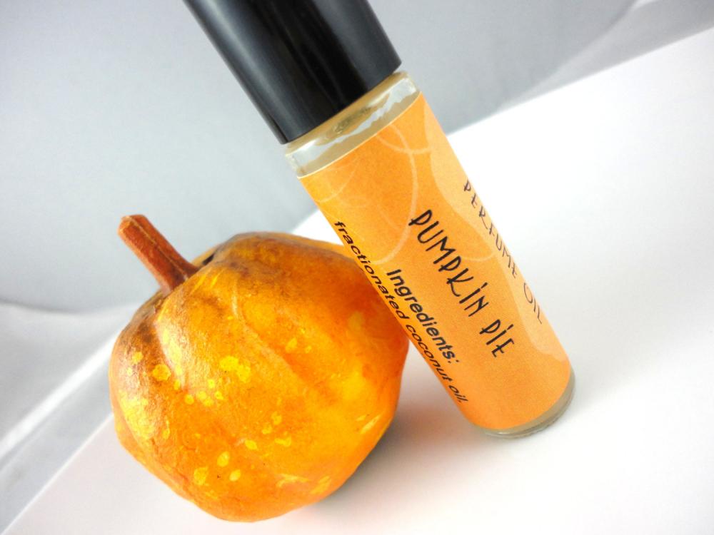 Pumpkin Pie Perfume Oil - Pumpkin, Nutmeg, Vanilla - Limited Edition